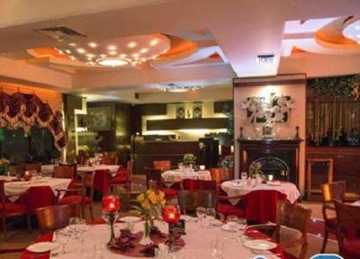 تجربه ای لوکس در رستوران نارنجستان سعادت آباد: چشم انداز 360 درجه، منوی بین المللی و ایرانی فاخر تجربه ای لوکس در رستوران نارنجستان سعادت آباد: چشم انداز 360 درجه، منوی بین المللی و ایرانی فاخر